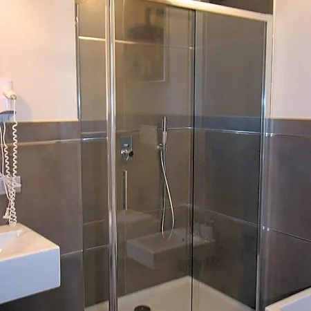 Bed and Breakfast Re' Perone 4*